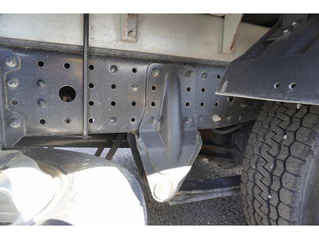 MITSUBISHI CANTER 2022