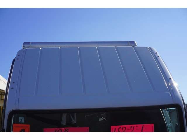 MITSUBISHI CANTER 2022