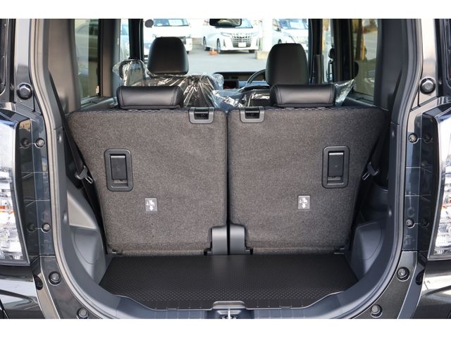 DAIHATSU TANTO CUSTOM 4WD 2025