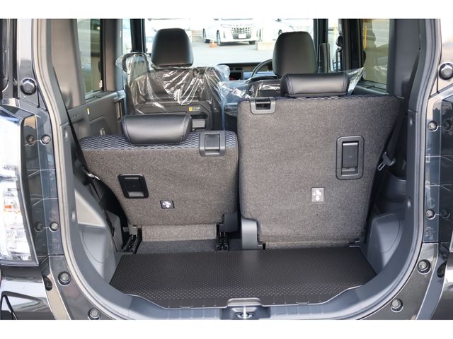 DAIHATSU TANTO CUSTOM 4WD 2025