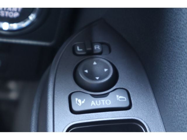 DAIHATSU TANTO CUSTOM 4WD 2025