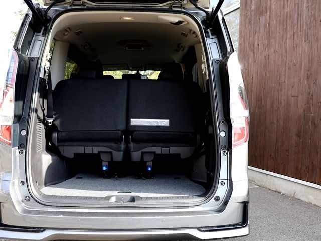 NISSAN SERENA  S-HYBRID 2021