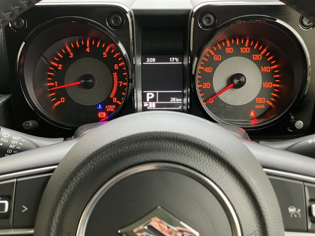 SUZUKI JIMNY NOMADE 2025