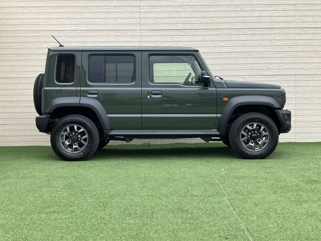 SUZUKI JIMNY NOMADE 2025