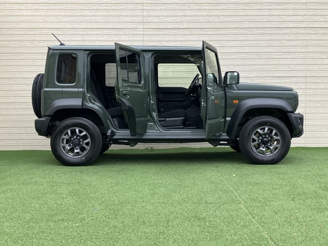 SUZUKI JIMNY NOMADE 2025