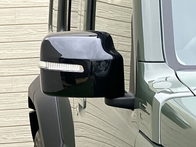 SUZUKI JIMNY NOMADE 2025