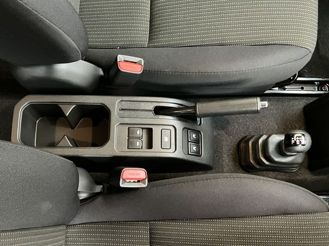 SUZUKI JIMNY NOMADE 2025