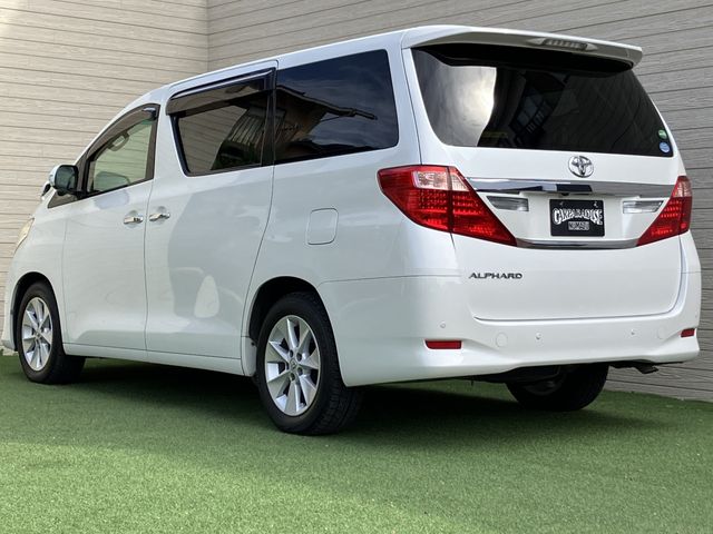 TOYOTA ALPHARD 2012