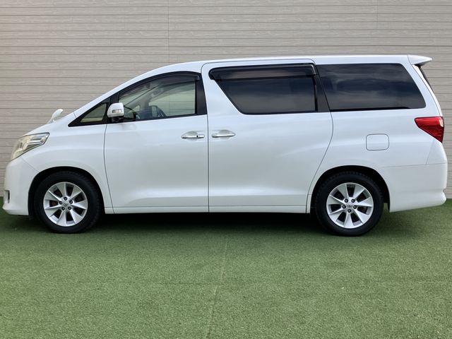 TOYOTA ALPHARD 2012
