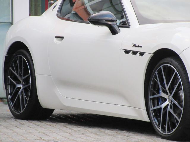 MASERATI MASERATI GRANTURISMO 2024