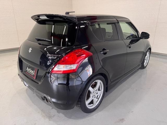 SUZUKI SWIFT 2015