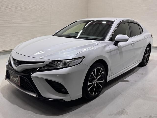 TOYOTA CAMRY HYBRID 2020