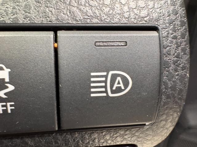 TOYOTA CAMRY HYBRID 2020