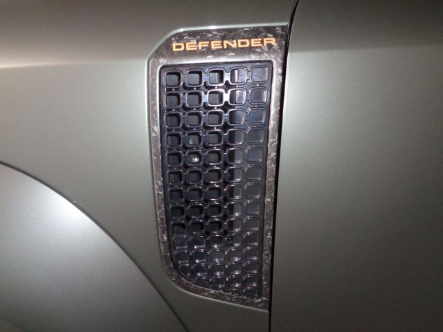 ROVER ROVER DEFENDER 2025