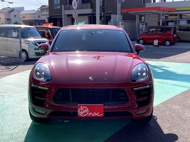 PORSCHE PORSCHE Macan 2018