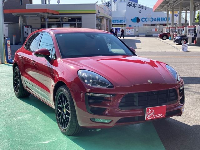 PORSCHE PORSCHE Macan 2018