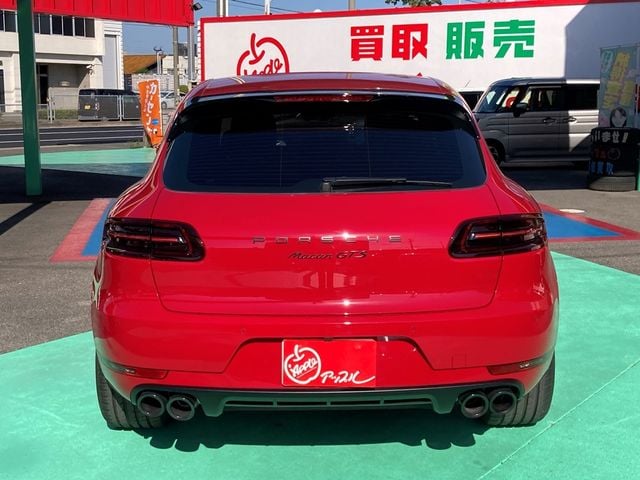 PORSCHE PORSCHE Macan 2018