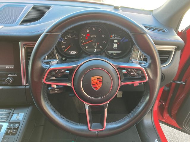 PORSCHE PORSCHE Macan 2018