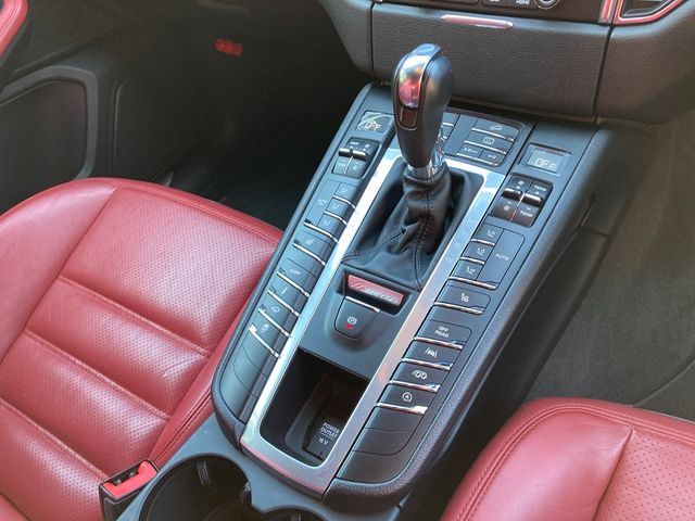 PORSCHE PORSCHE Macan 2018