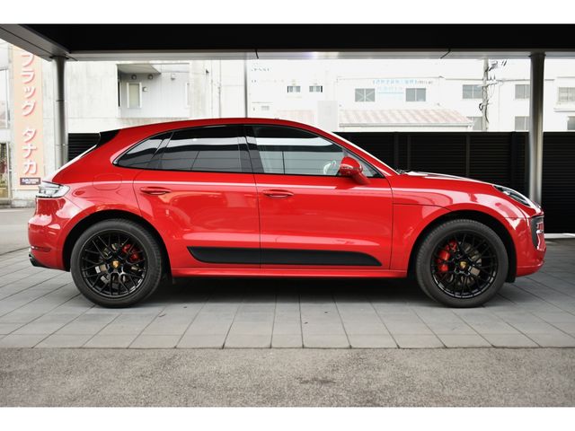 PORSCHE PORSCHE Macan 2020