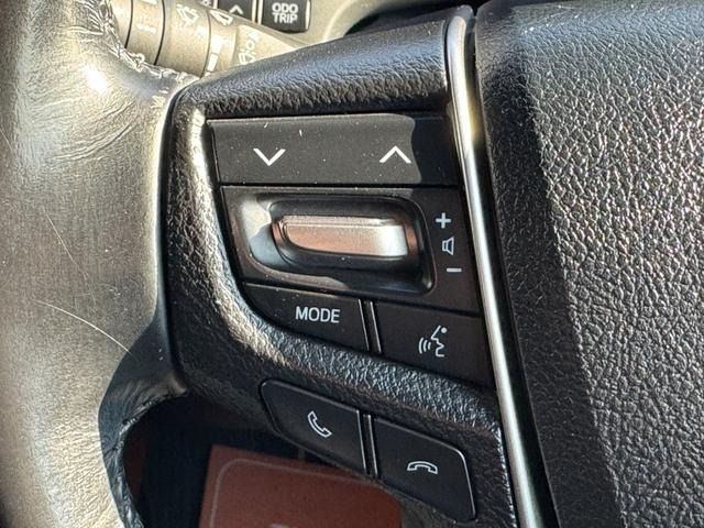 TOYOTA VELLFIRE 2016