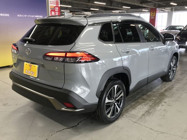TOYOTA COROLLA CROSS HYBRID 2024