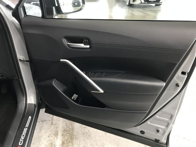 TOYOTA COROLLA CROSS HYBRID 2024