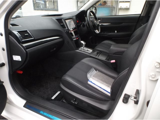 SUBARU LEGACY B4 2014