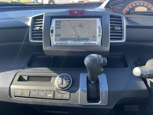 HONDA FREED 4WD 2008