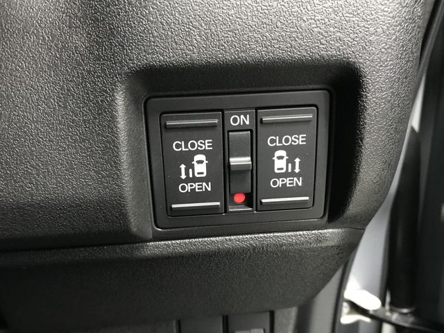 HONDA N BOX CUSTOM 2024