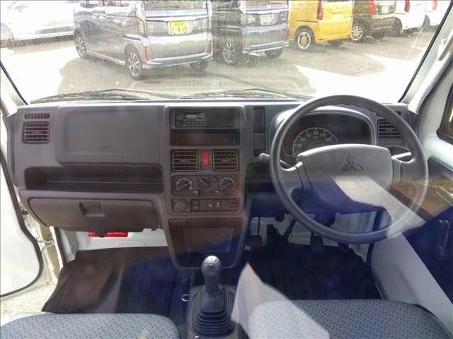 MITSUBISHI MINICAB truck 4WD 2024