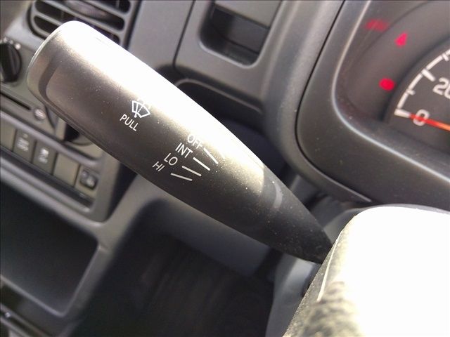 MITSUBISHI MINICAB truck 4WD 2024