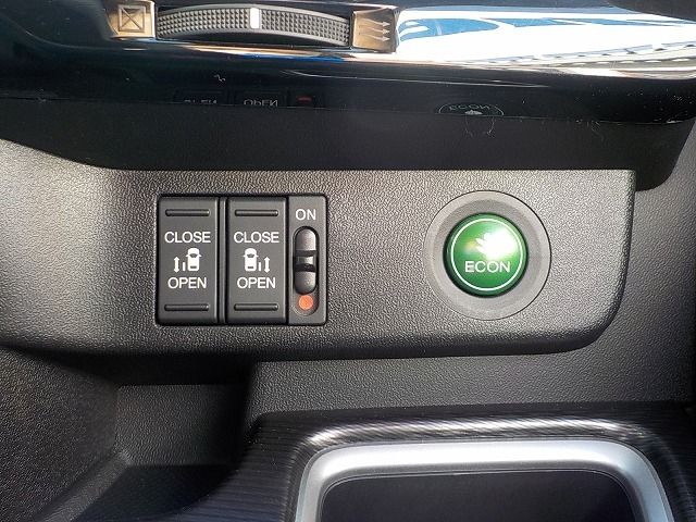 HONDA STEPWAGON SPADA HYBRID 2019