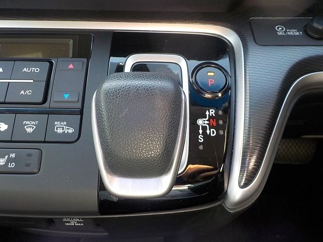 HONDA STEPWAGON SPADA HYBRID 2019