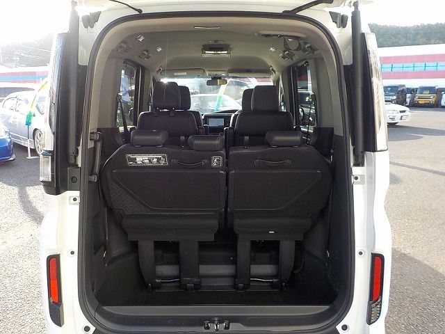 HONDA STEPWAGON SPADA HYBRID 2019