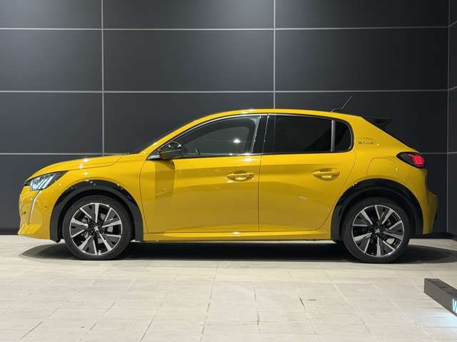 PEUGEOT PEUGEOT 208 2021