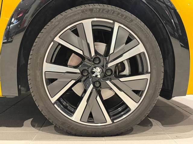 PEUGEOT PEUGEOT 208 2021