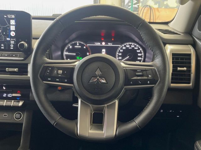 MITSUBISHI TRITON 2024