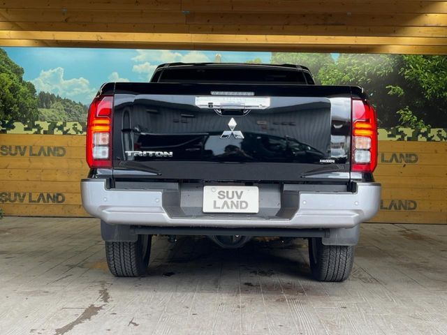 MITSUBISHI TRITON 2024