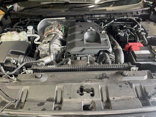 MITSUBISHI TRITON 2024