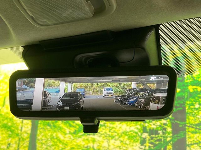 TOYOTA HIACE van 4WD 2025