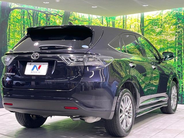 TOYOTA HARRIER 2WD 2016