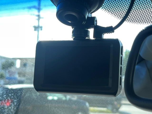 HONDA VEZEL HYBRID 2014