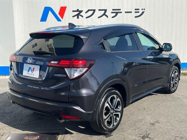 HONDA VEZEL HYBRID 2014