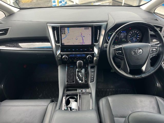 TOYOTA ALPHARD hybrid 4WD 2019