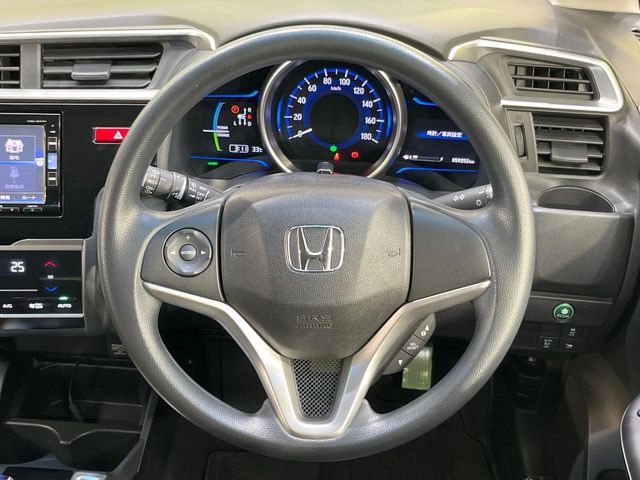 HONDA FIT HYBRID 2016