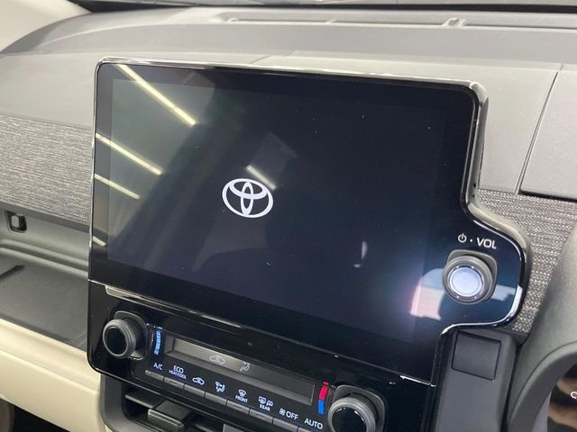 TOYOTA SIENTA HYBRID 2022