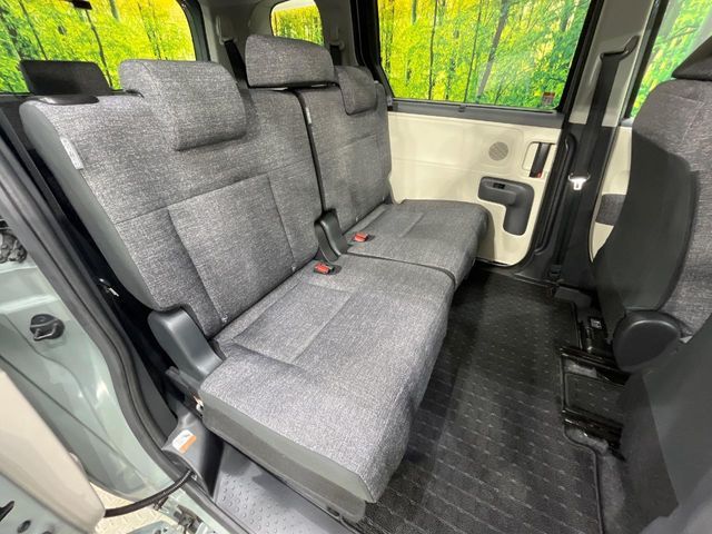 TOYOTA SIENTA HYBRID 2022