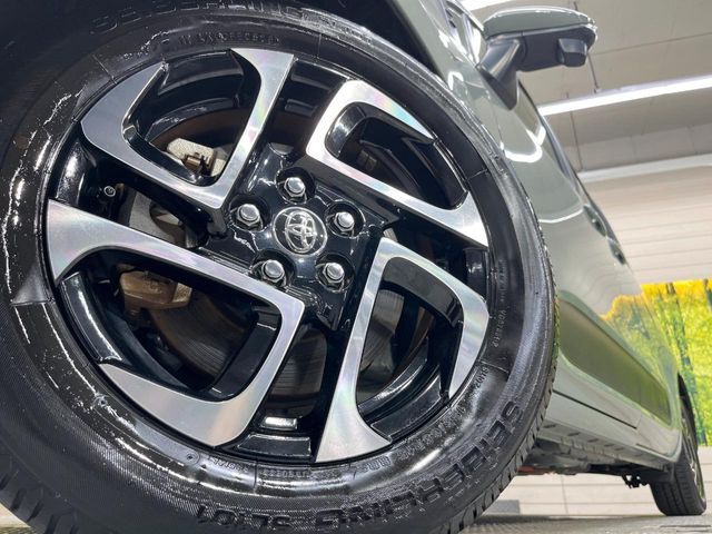 TOYOTA SIENTA HYBRID 2022