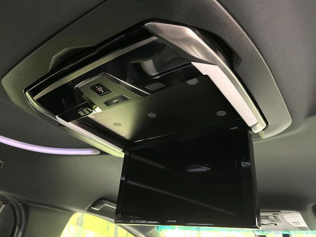 TOYOTA VELLFIRE 2017